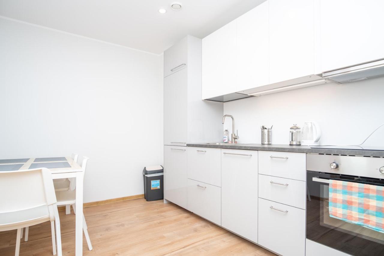 Spacious Mustamaee Apartments - Free Parking Tallinn Exterior foto